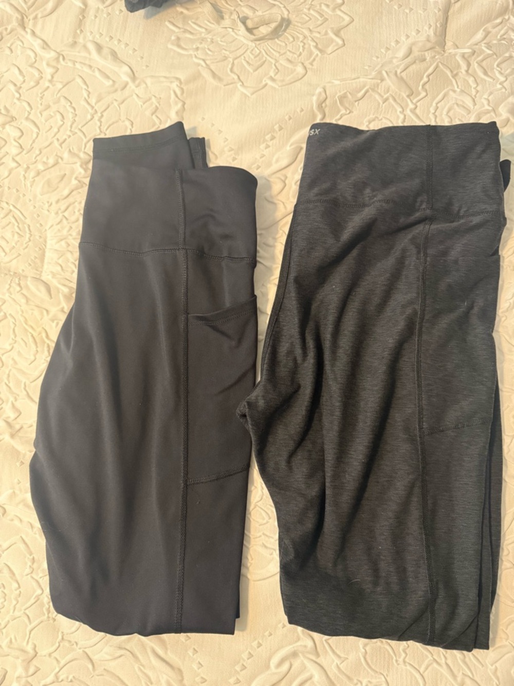 VC  Leggings with Side Pocket/Lot of 2